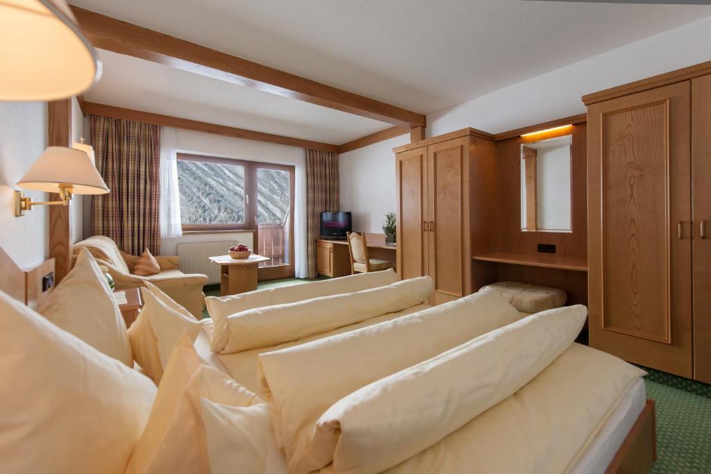 Hotel Jagdhof Bed & Breakfast Obergurgl Oda fotoğraf